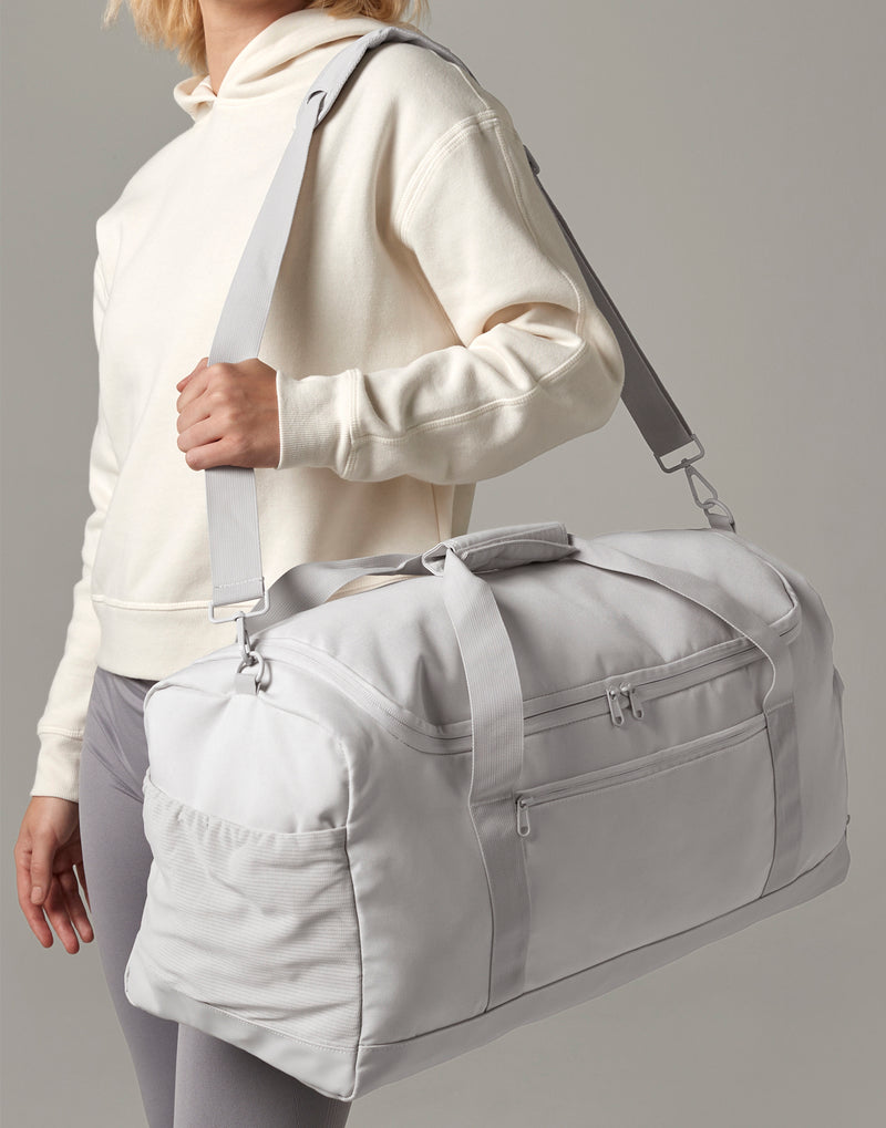 Medium Training Holdall – Sporttasche 32L mit Schuhfach (recyceltes 600D Polyester)