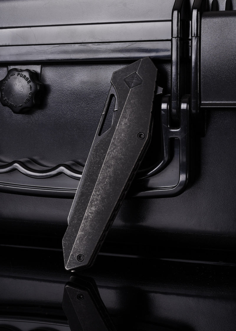 Berserk Blades BROK Blackwash – Premium Titanium & CPM S35VN Pocket Knife
