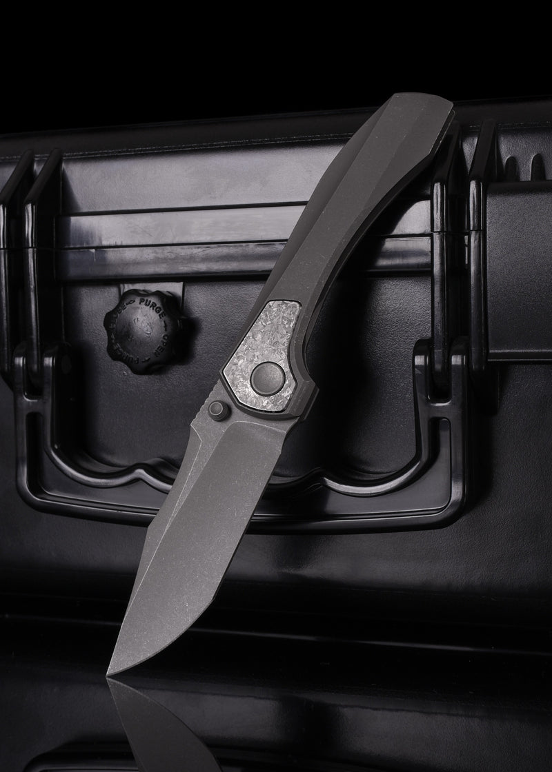 Brian Brown Knives Raptor V3 Dark Blast – Limited Vanax SuperClean Titanium Pocket Knife