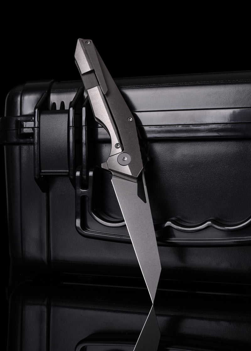 3D-gefräster 6AL4V Titan-Griff des Berserk Blades BROK Stonewash