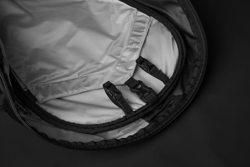 Matador Beast 28 - Ultraleichter, faltbarer Rahmenrucksack für Outdoor-Aktivitäten (28 Liter) von Matador