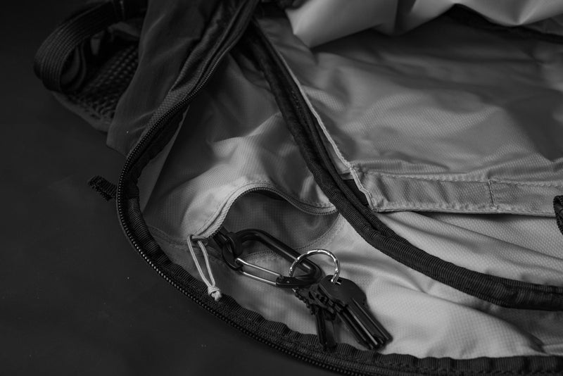 Matador Beast 28 - Ultraleichter, faltbarer Rahmenrucksack für Outdoor-Aktivitäten (28 Liter) von Matador