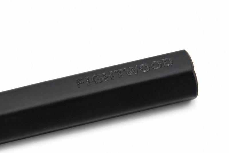Schwarzer gummierter Aluminium Ministick von Fightwood