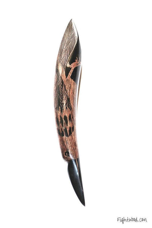 Handgeschnitzter Palmstick aus Carabao-Horn mit Adler-Motiv