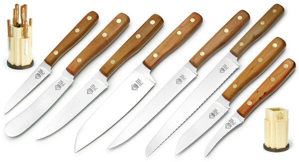 PUMA kitchen block with 8 kitchen knives