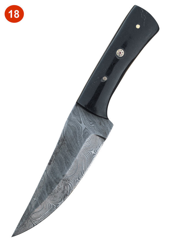 knife with Damascus steel blade and horn handle