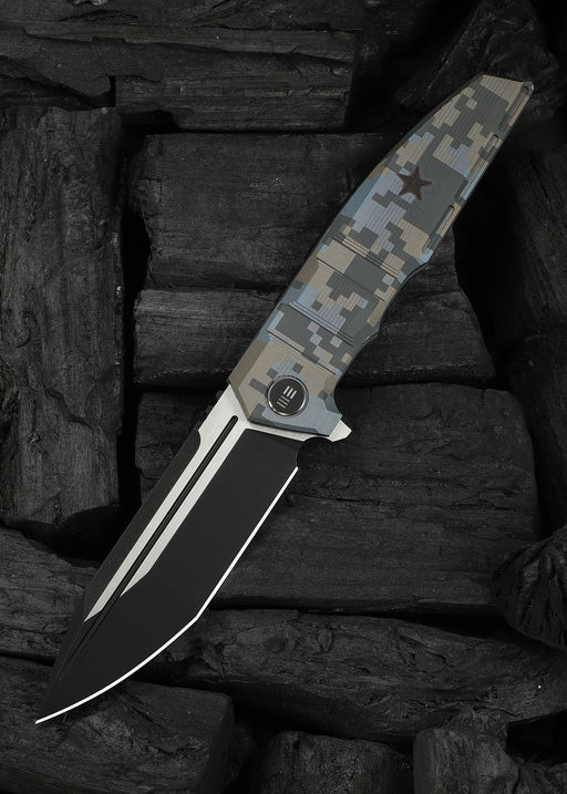 Pixel-Pattern-Titangriff des limitierten WE Knife Breach WE25077-3